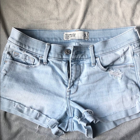 Shorts - Picture 1 of 3